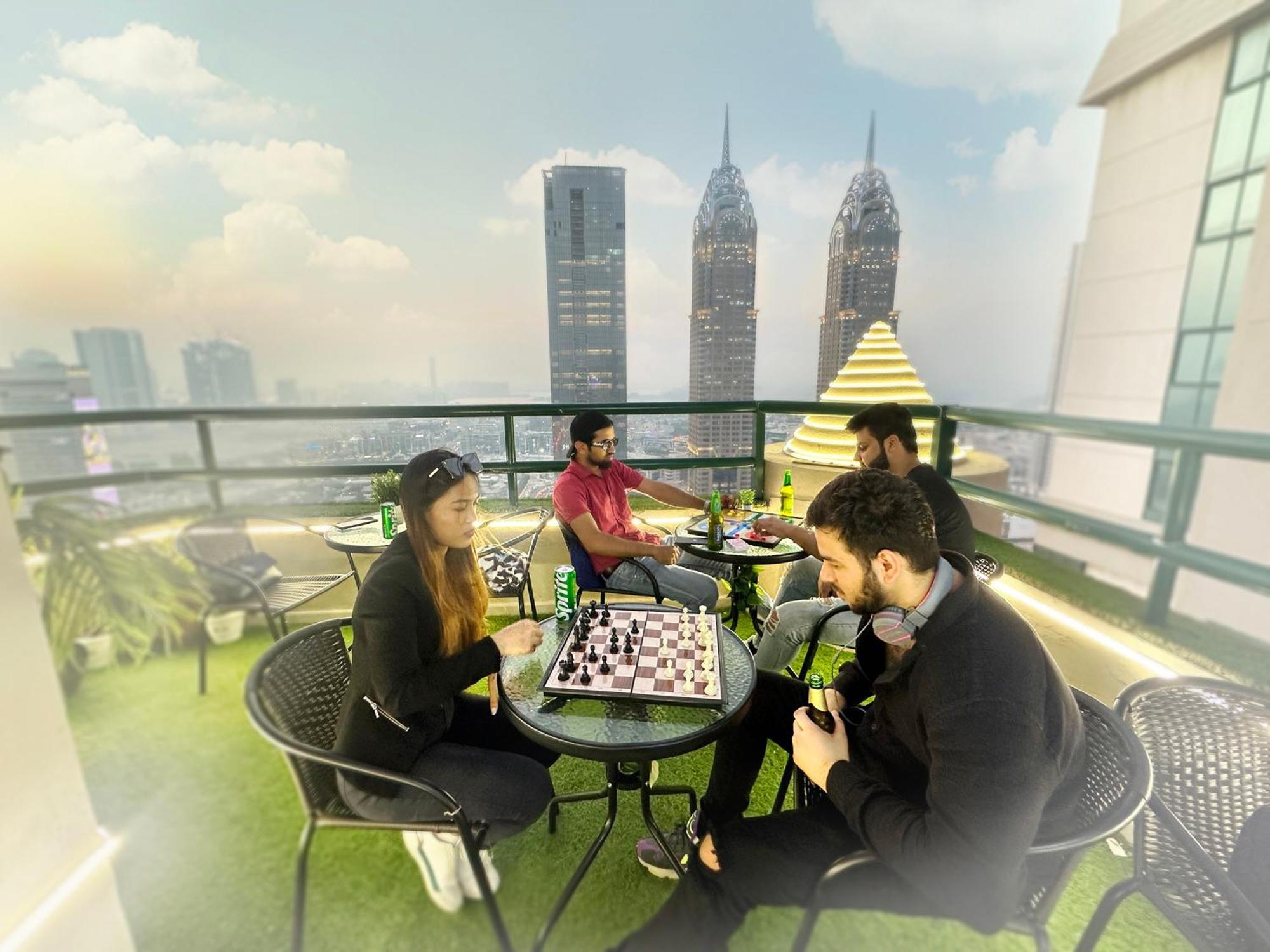 Quiet Partition Room In Tecom Barsha Heights 迪拜 外观 照片