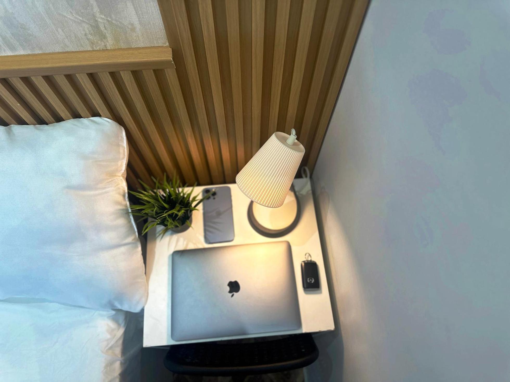 Quiet Partition Room In Tecom Barsha Heights 迪拜 外观 照片
